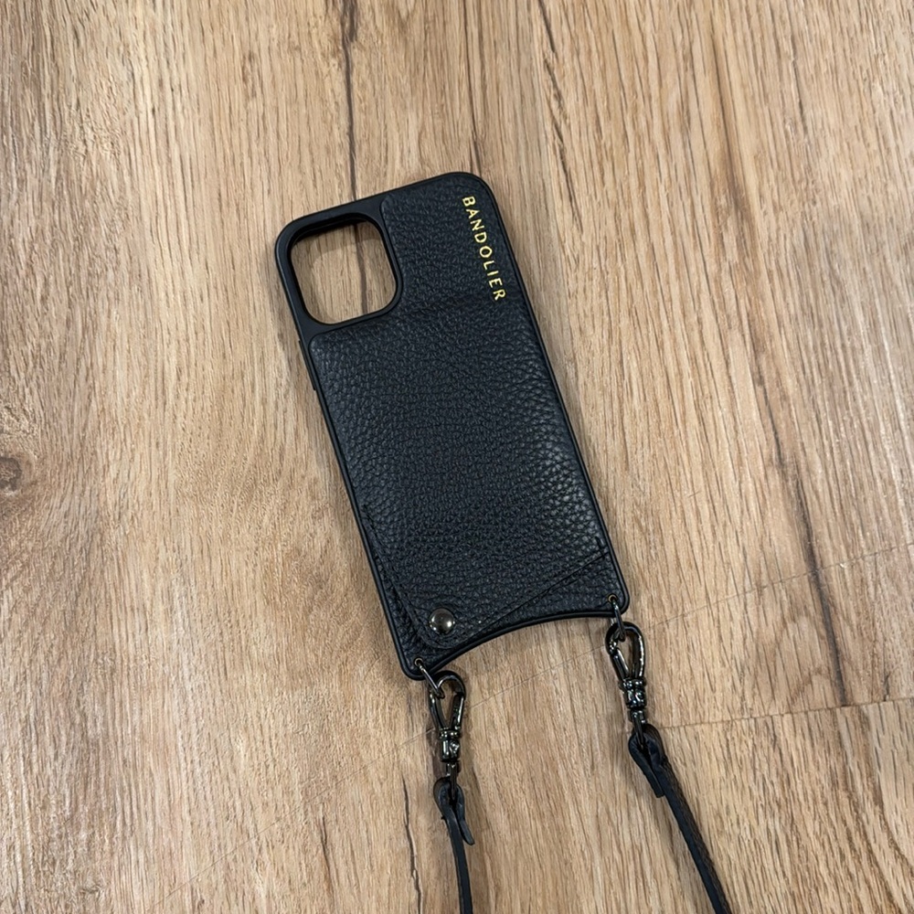 Emma Pebble Leather Crossbody Bandolier